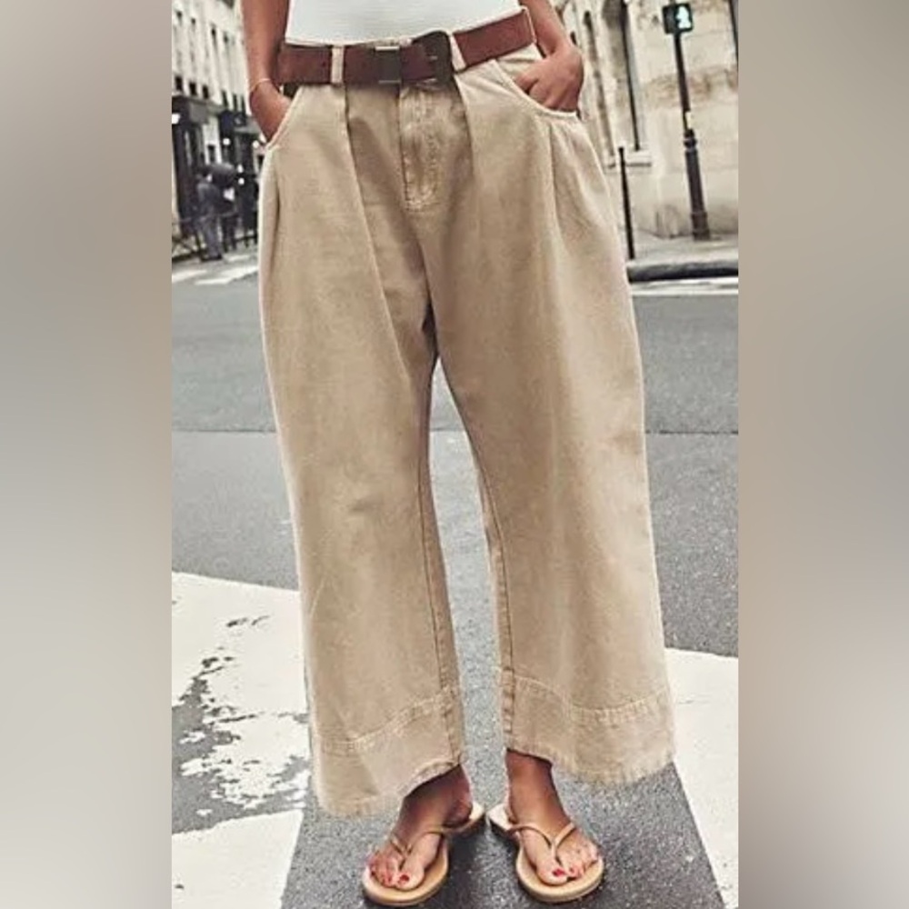 High-Waist Wide Leg Crop Pants - Beige